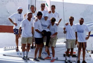  Everyone on the boat 